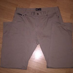 Men’s nike sb khaki pants